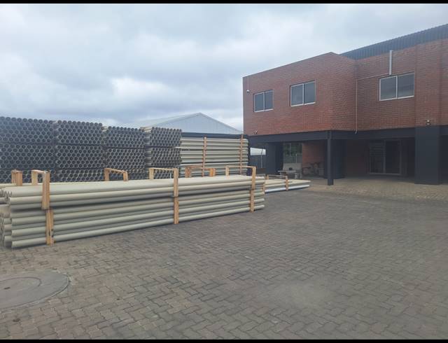 1,200M² WAREHOUSE TO LET IN RIVERSIDE INDUSTRIAL PARK